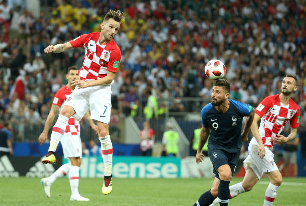 为他与任何 为他与任何